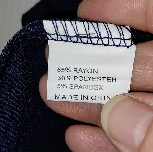 Navy Blue V-Neck Embelished with Crocheted Gold Accent Size Large EUC - Picture 5 of 7